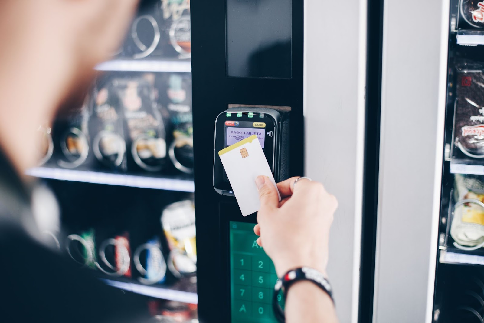 What Are the Benefits of Modern Vending Solutions?